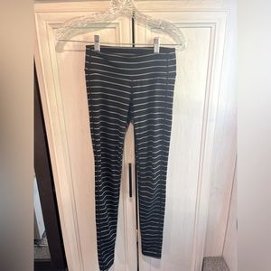 Athleta Chaturanga striped tights | size XXS